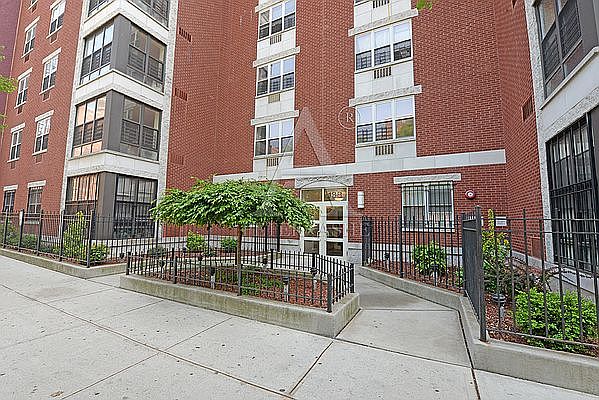 1st image of 138 E 112th St APT 3G