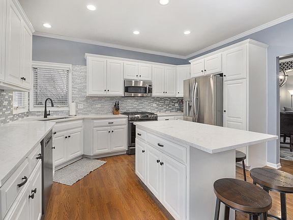 5th image of 5679 Rosinweed Ln