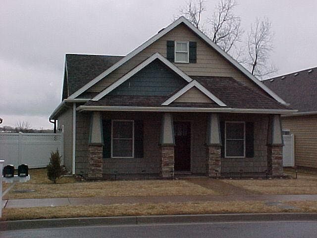 1st image of 4817 N Creek Wood Dr