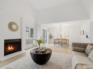Towne Square, Bellevue, WA 98004