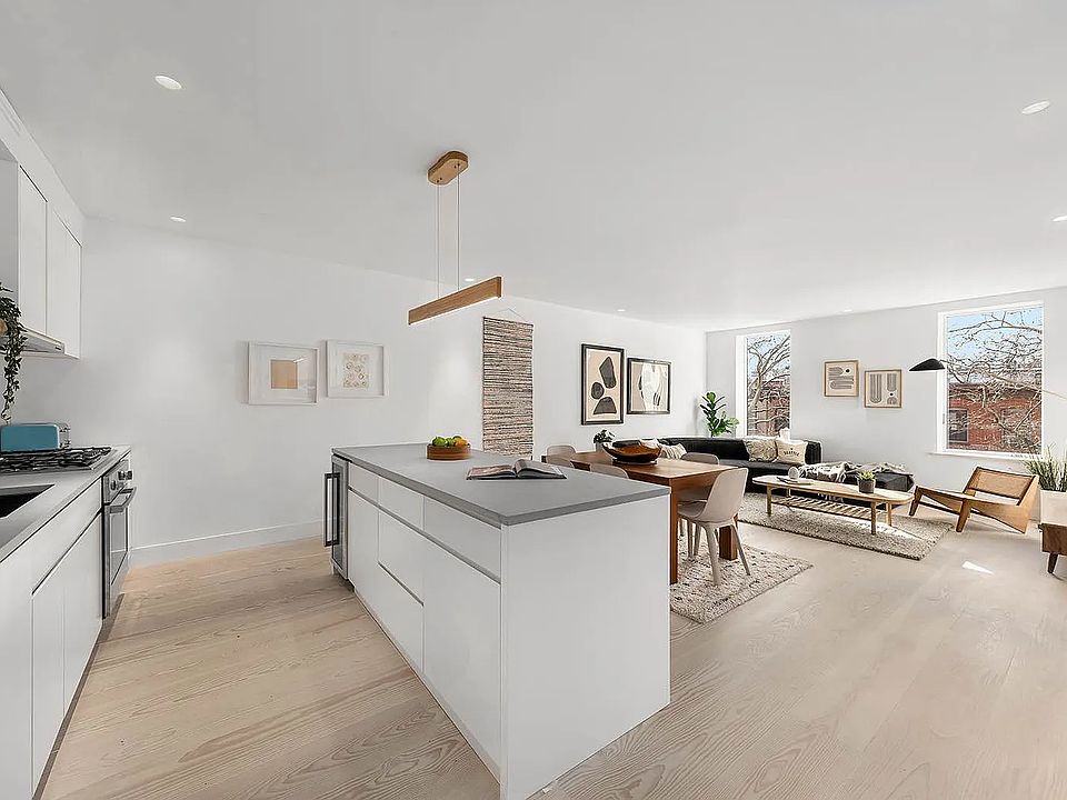 1st image of 89 Douglass St APT 3
