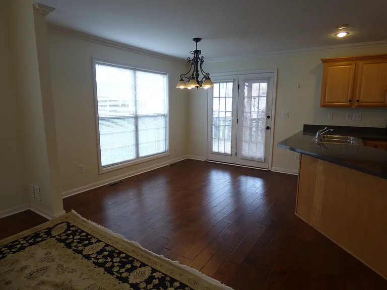 2205 Barrington Ln — Photo 15