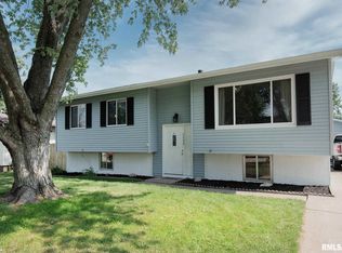 2509 W 59th St, Davenport, IA 52806