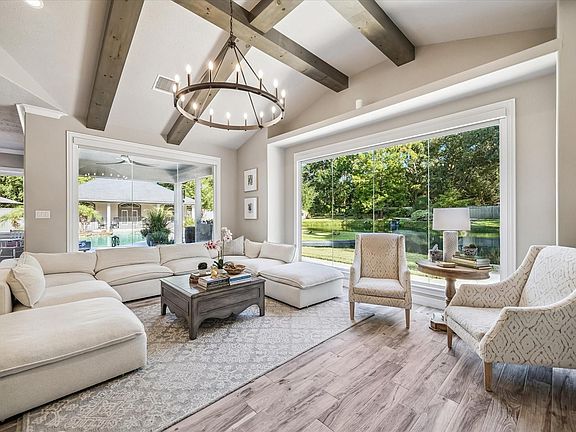 5th image of 11 Turtle Cove Ct