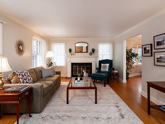 2nd image of 15 Elmwood Pl