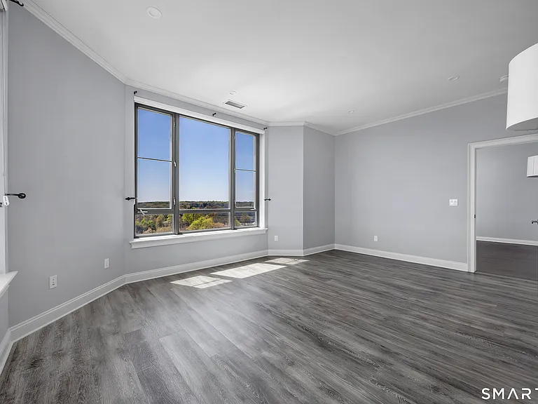 100 Parrott Dr #1106 — Photo 15