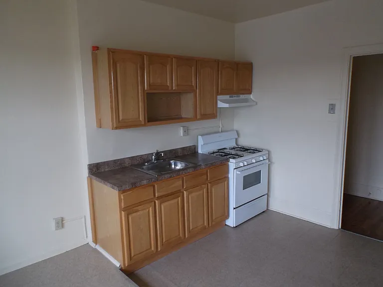 85 Washington Street — Photo 5