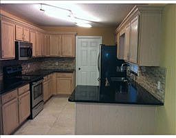 4th image of 2444 Bel Air Cir
