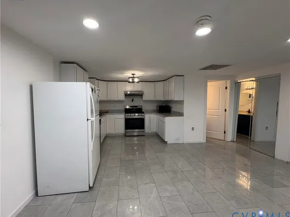 3333 Byrds Mill Rd, Newtown, VA 23126