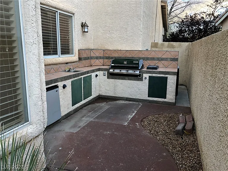 9724 Sandmist Ave — Photo 32