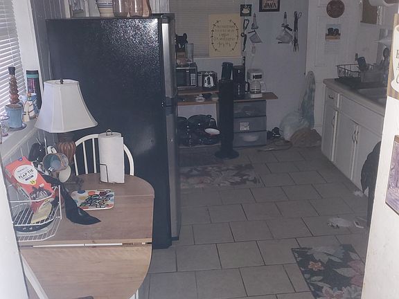 3rd image of 416B 3rd St S