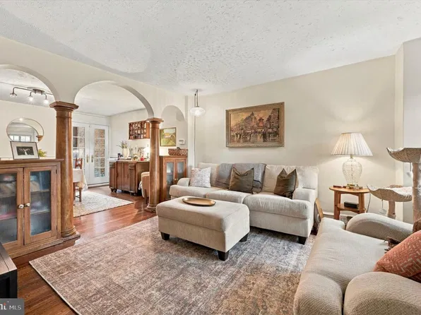 3420 W Queen Ln, Philadelphia, PA 19129