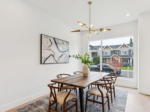 4th image of 631 N 28th Ave NW