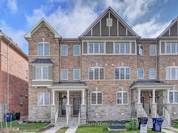 105 Jolly Way, Toronto, ON M1P 0E2