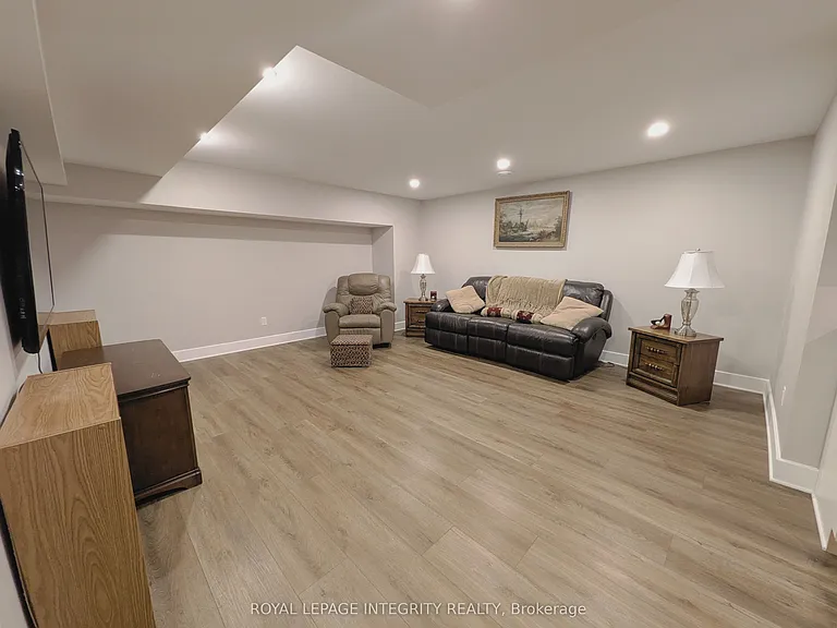 122 Coyles Dr #B — Photo 10