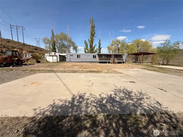 7199 Tarpiscan Road, Malaga, WA 98828