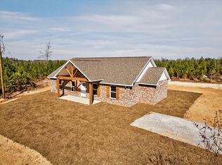 27 Forest Breeland Rd, Poplarville, MS 39470