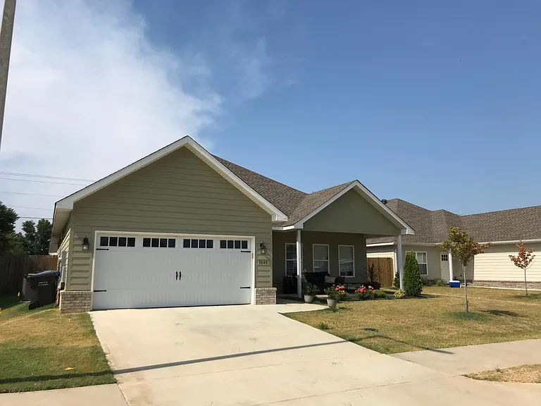 3640 Leafy Pass — Photo 1