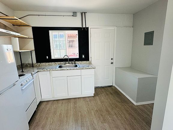 5th image of 2136 W 84th St #B