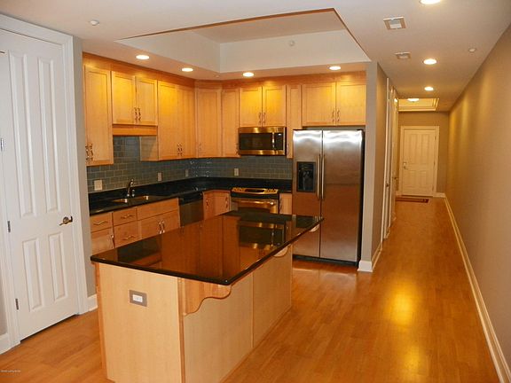 3rd image of 2000 Lancashire Ave Unit 204