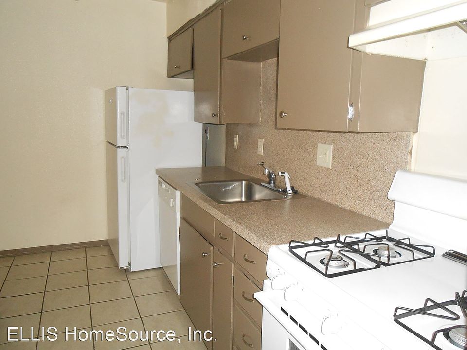 1st image of 137 Highland Park Ct