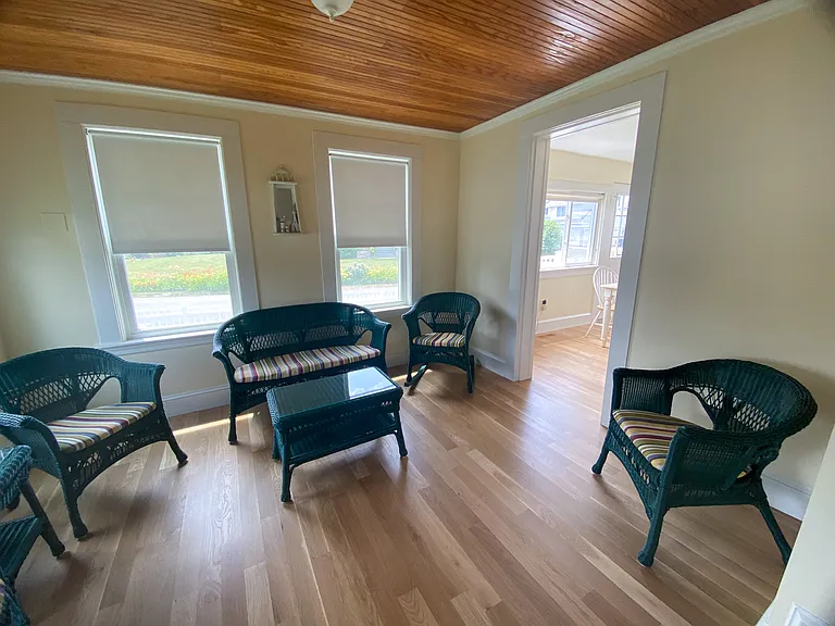 Sun Room towards Myrica