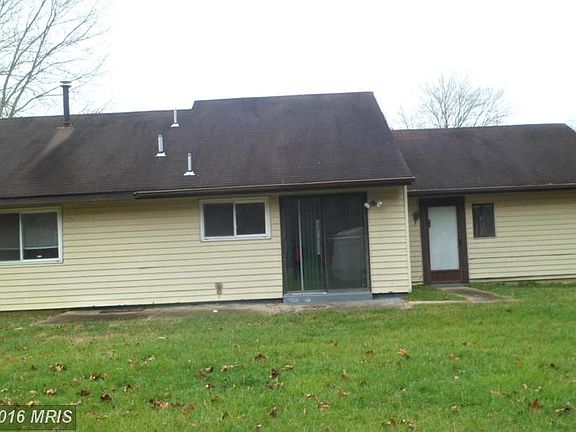 5th image of 10806 Southall Dr