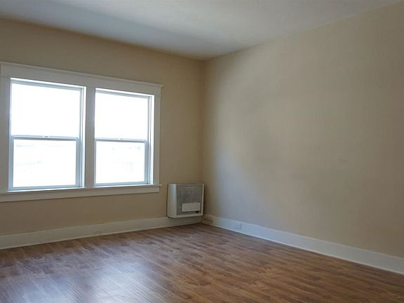 4th image of 323 W 4th St APT 104