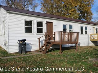 2206 Flint Hills Dr, Burlington, IA 52601