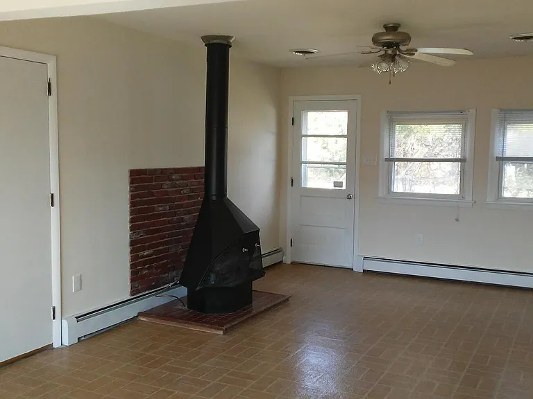 2171 River Rd — Photo 8
