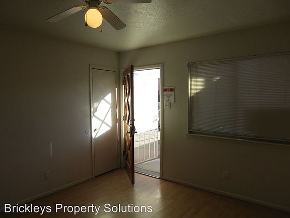 3rd image of 1725 Paisano St NE APT 2