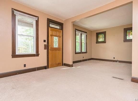 5th image of 4119 Bowen St