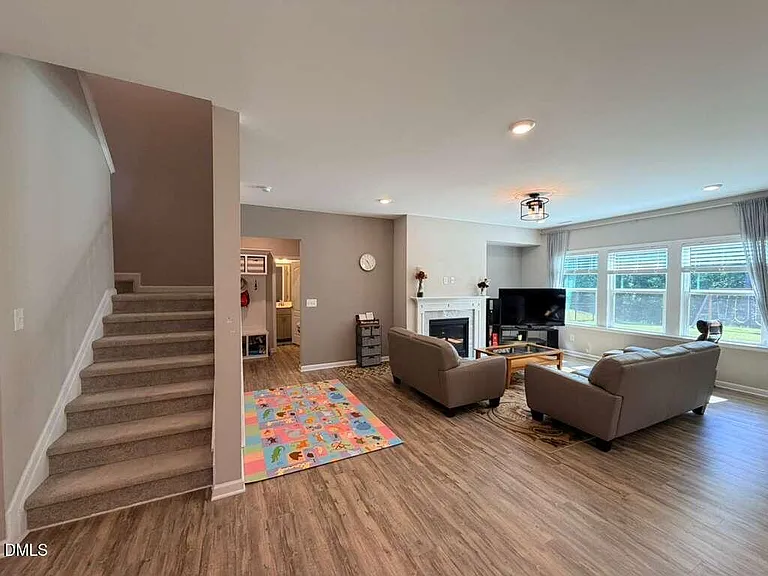 2525 Elm Grant Dr — Photo 13