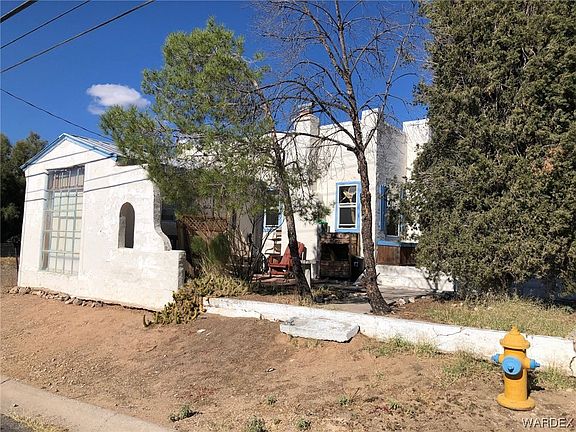2nd image of 701-705 N Cerbat Avenue