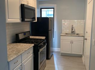 6734 S Chappel Ave APT 1A, Chicago, IL 60649