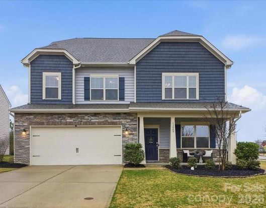 13049 Whitemarsh Hall Dr, Charlotte, NC 28273