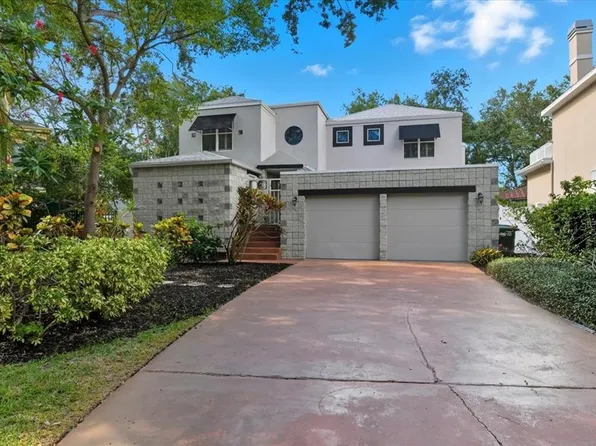 2713 Chambray Ln, Tampa, FL 33611