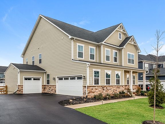 2nd image of 23680 Everett Valley Dr