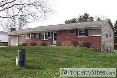 2nd image of 2222 Surry Ave