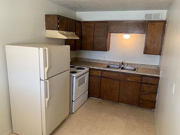 5th image of 1120 Plain St APT B9