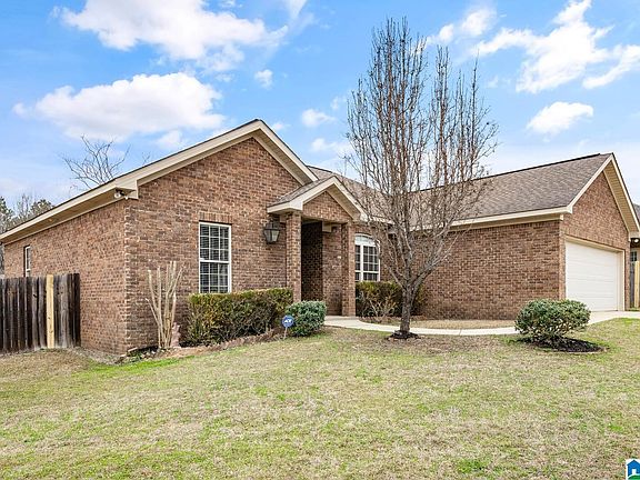 4th image of 2050 Waterford Ln