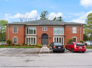 10 Dupont Way APT 6, Louisville, KY 40207