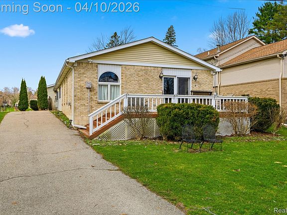 4th image of 6115 Mabley Hill Rd