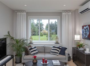 10480 Resthaven Dr #13, Sidney, BC V8L 3H3