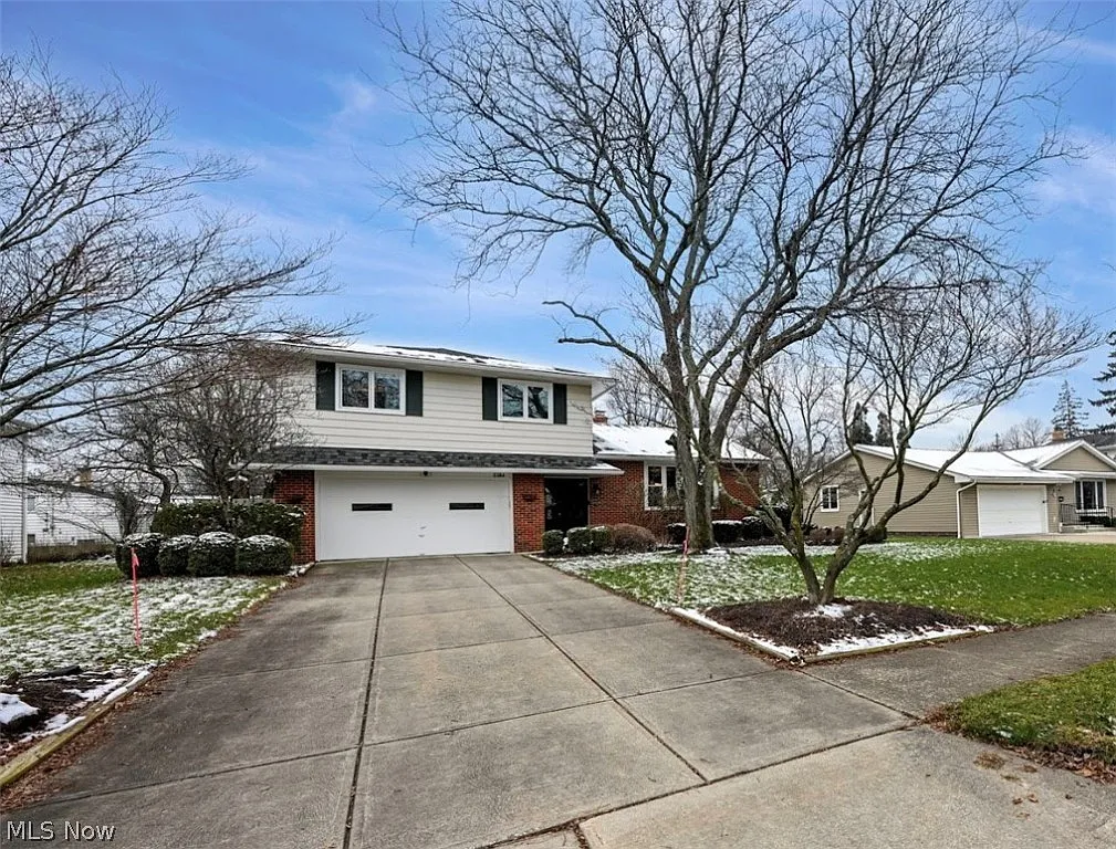 5384 Meadow Wood Blvd photo 1