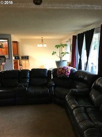 2nd image of 13106 NE 9th Ave