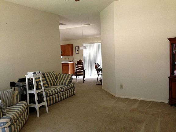 3rd image of 3814 Nicole Dr