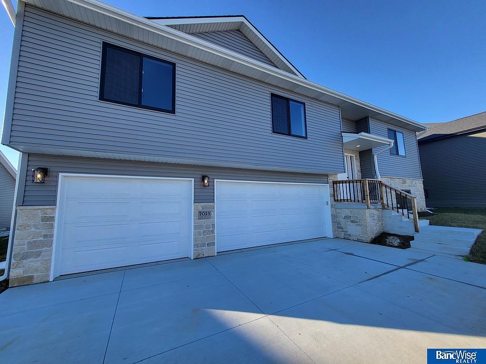 1st image of 9311 Dalton Dr