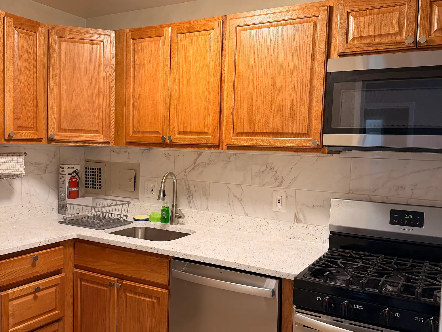 1 bed, 700 sqft, $2,350 — Photo 2