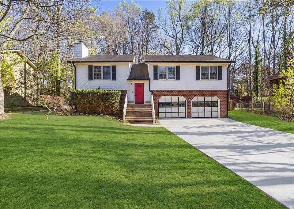 1st image of 3878 Trenton Dr